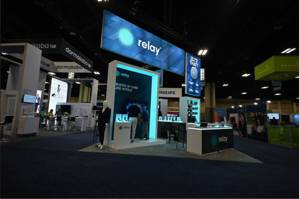 When to Choose Custom Exhibit Booth Rentals